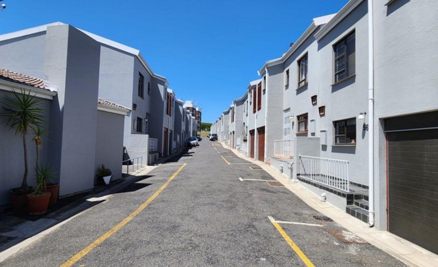3 Bedroom Property for Sale in Fairfield Estate Western Cape